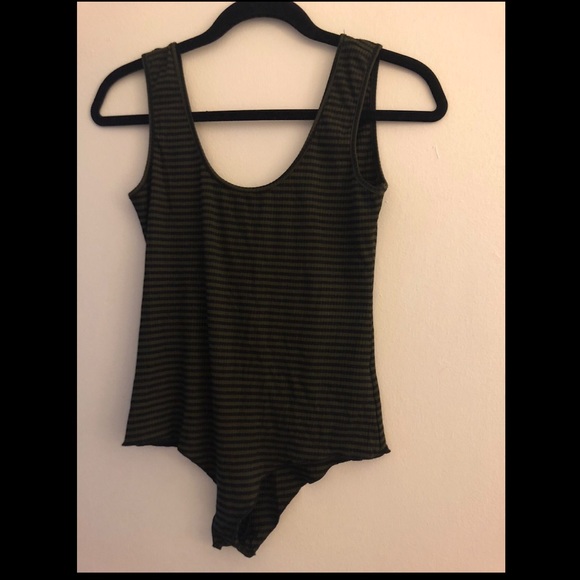 Striped bodysuit - Picture 6 of 8